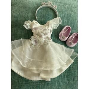 Wellie Wishers white snowflake outfit sparkling snowflake outfit A771
